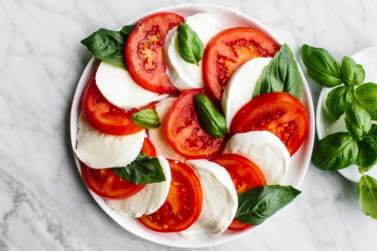 tomato-basil-salad-recipe